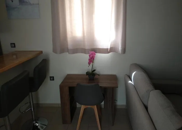 アパート Dounavis Homes: The Hidden Olive